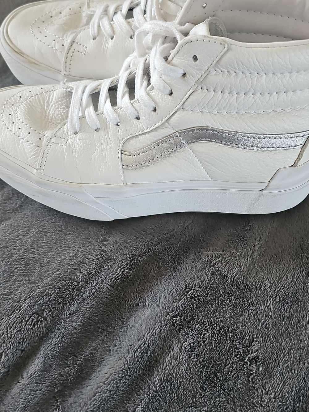 Vans White High-Top Sneakers Womens 8 leather
